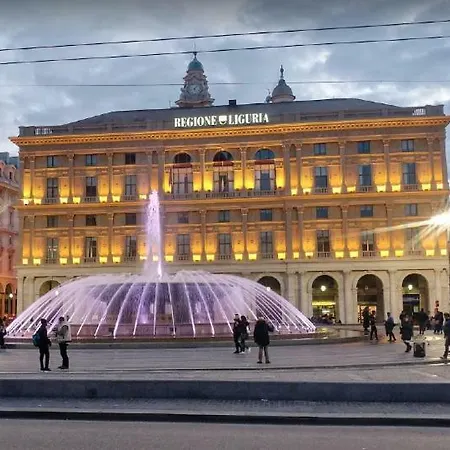 La Maison Nel Cuore Di Free Parking Генуя